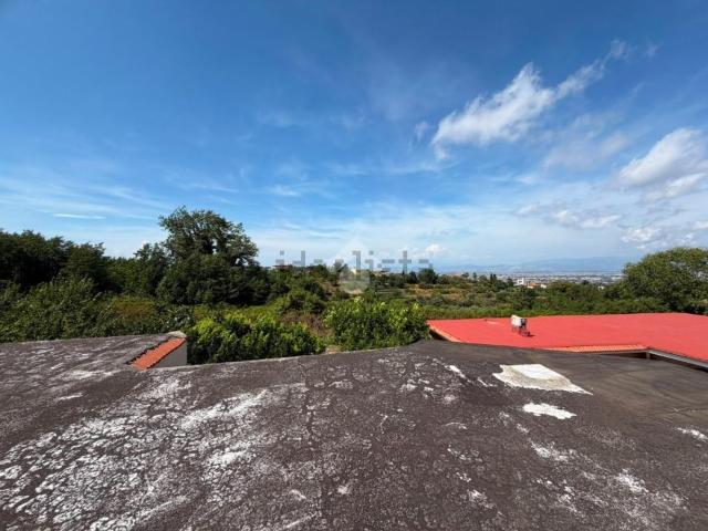 Villetta indipendente in vendita di 90 m² in Via Iorace, 120