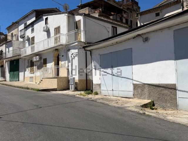 Villetta indipendente in vendita di 90 m² in Via Longo, 47