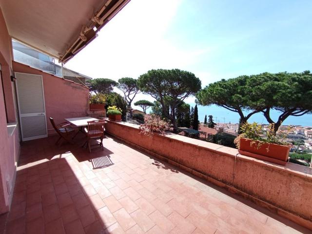 Villetta indipendente in vendita di 90 m² in Via Monte Bianco