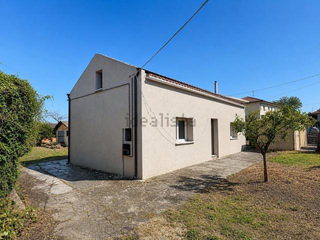 Villetta indipendente in vendita di 90 m² in Via Osimo, 106