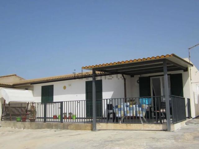 Villetta indipendente in vendita di 90 m² in Via Patrasso, 30