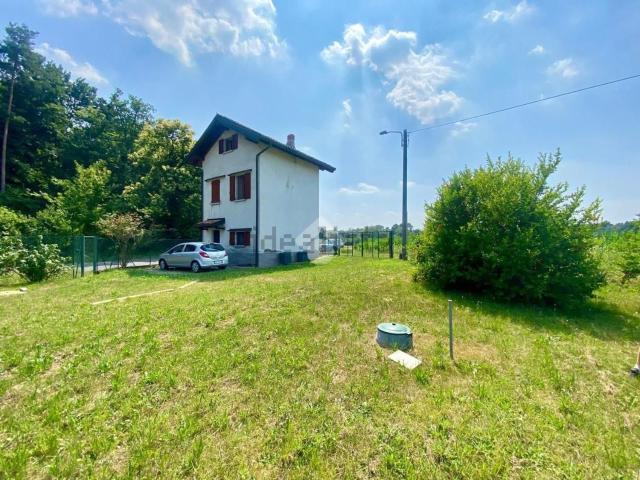 Villetta indipendente in vendita di 90 m² in Via per Cantu&apos