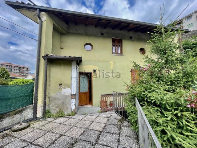 Villetta indipendente in vendita di 90 m² in Via Roma, 66