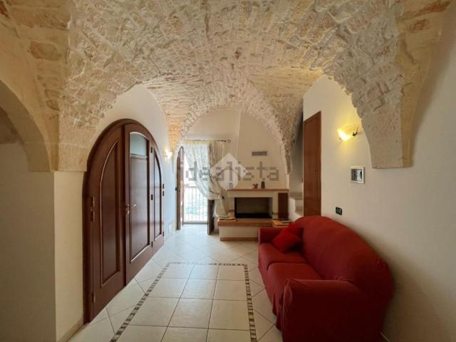 Villetta indipendente in vendita di 90 m² in Via Roberto Sarfatti