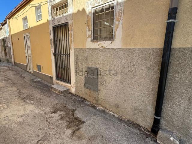 Villetta indipendente in vendita di 90 m² in Via Rosolino Pilo, 5
