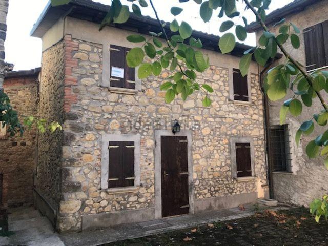 Villetta indipendente in vendita di 90 m² in Via San Carlo