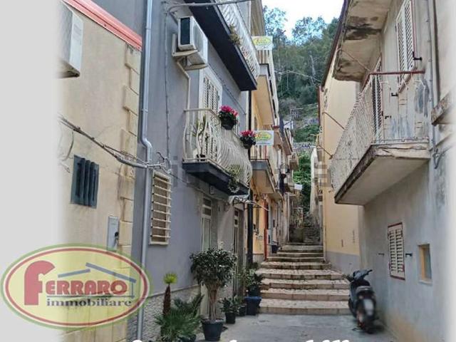 Villetta indipendente in vendita di 90 m² in Via San Gottardo