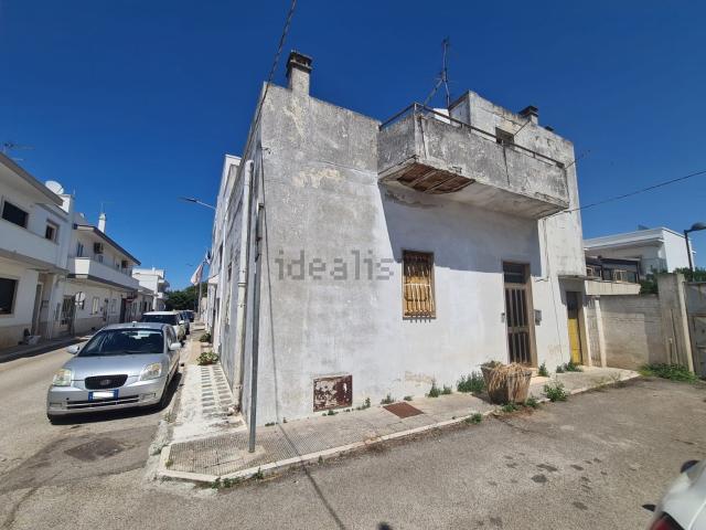 Villetta indipendente in vendita di 90 m² in Via Salvatore Quasimodo, 8