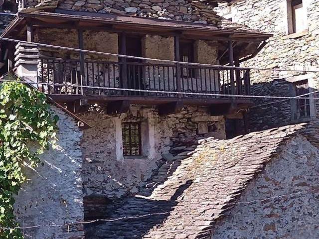 Villetta indipendente in vendita di 90 m² in Via Seppiana