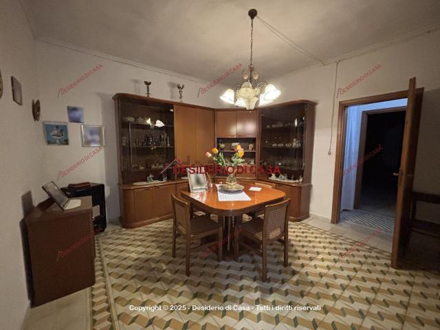 Villetta indipendente in vendita di 90 m² in Viale Crocci, 63