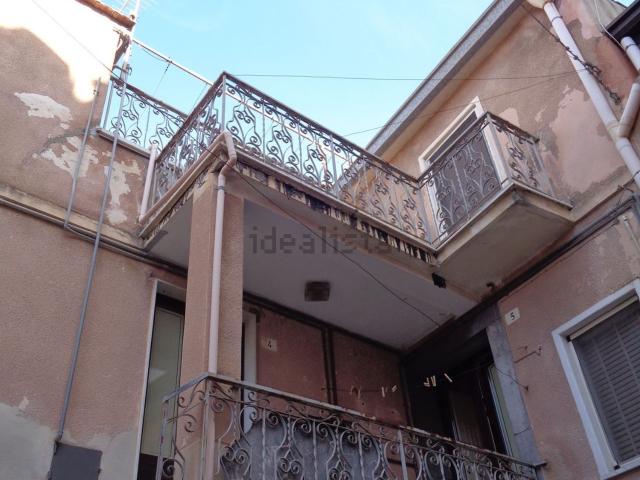 Villetta indipendente in vendita di 91 m² in Cortile E. Mattei, 5
