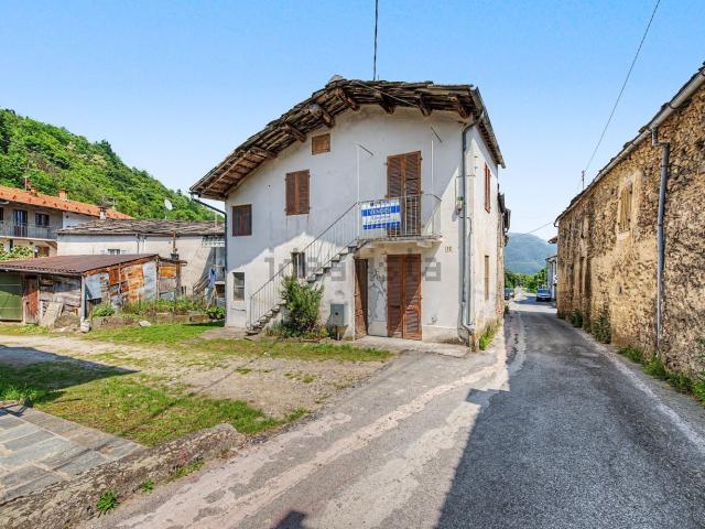 Villetta indipendente in vendita di 91 m² in Frazione ghisola, 21