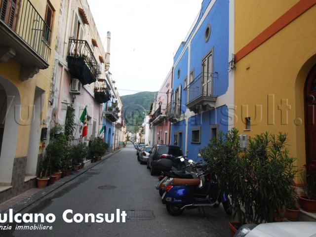 Villetta indipendente in vendita di 97 m² in Via Cesare Battisti, 50