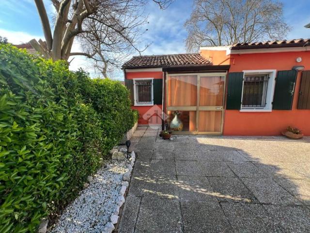 Villetta indipendente in vendita di 94 m² in Via Tripoli, 15
