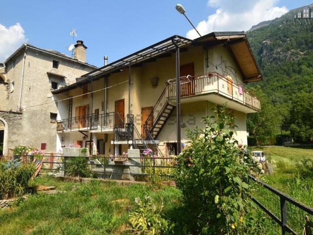 Villetta indipendente in vendita di 95 m² in Frazione Lilla