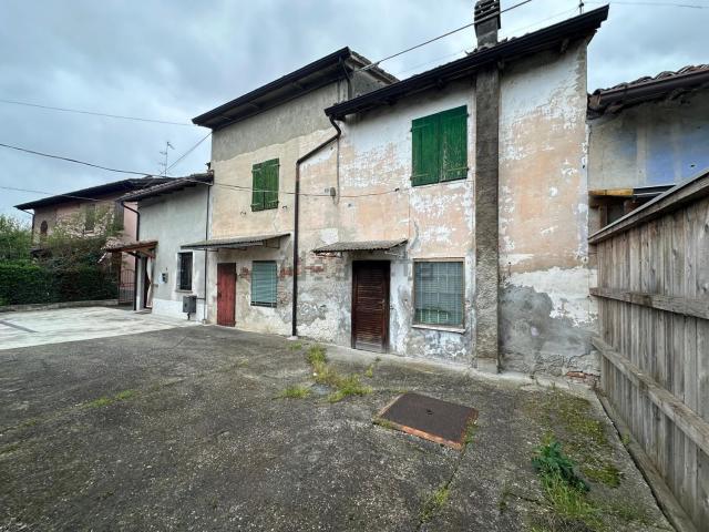 Villetta indipendente in vendita di 95 m² in Piazza Marocchi