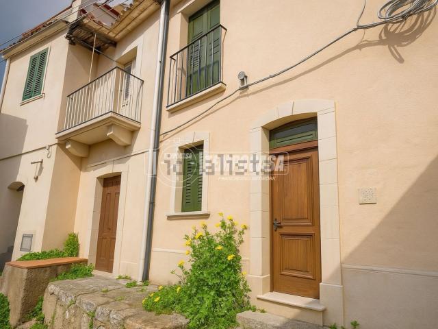 Villetta indipendente in vendita di 95 m² in Strada Comunale San Filippo, 6