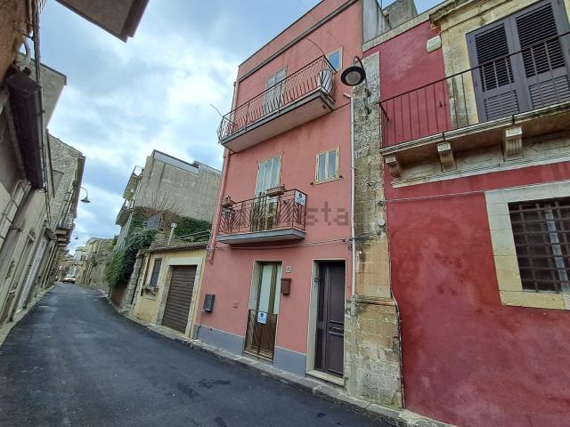 Villetta indipendente in vendita di 95 m² in Via D&apos Albergo, 43