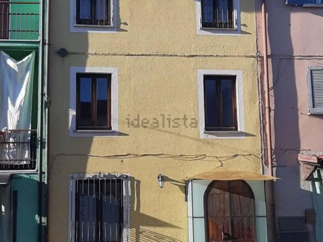 Villetta indipendente in vendita di 95 m² in Via Edmondo De Amicis