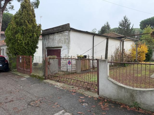 Villetta indipendente in vendita di 95 m² in Via Ippolito Nievo