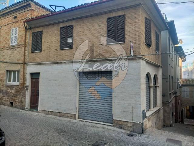 Villetta indipendente in vendita di 96 m² in Via Andrea Passari, 40
