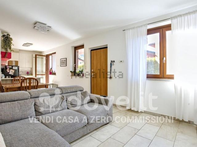 Villetta indipendente in vendita di 96 m² in Via Brissago