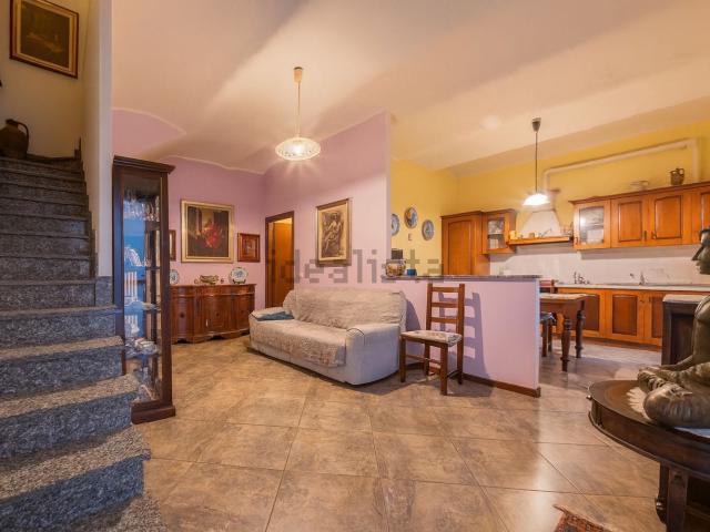 Villetta indipendente in vendita di 96 m² in Via Esperanto