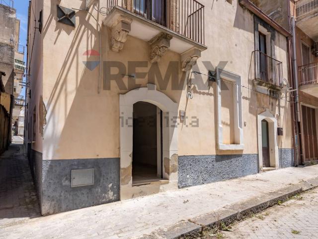 Villetta indipendente in vendita di 96 m² in Via Maria Montessori, 6