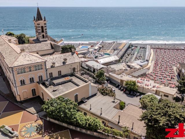 Villetta indipendente in vendita di 98 m² in Lungomare Lombardo