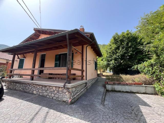 Villetta indipendente in vendita di 98 m² in Via dei pretali, 4