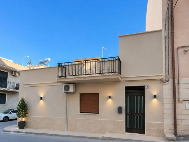 Villetta indipendente in vendita di 98 m² in Via Francesco Cilea, 26