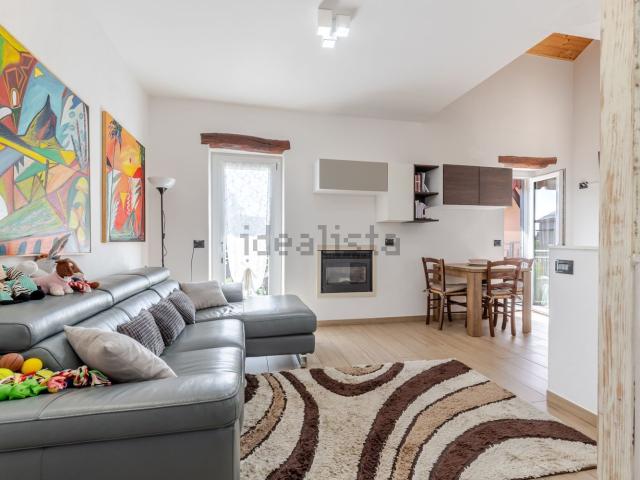 Villetta indipendente in vendita di 98 m² in Via Giosuè Carducci