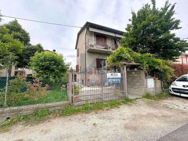 Villetta indipendente in vendita di 98 m²