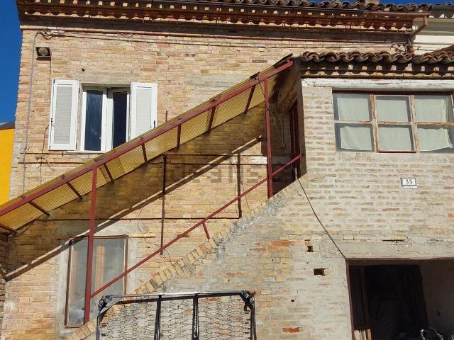 Villetta indipendente in vendita di 99 m² in Via dell&apos Acquedotto