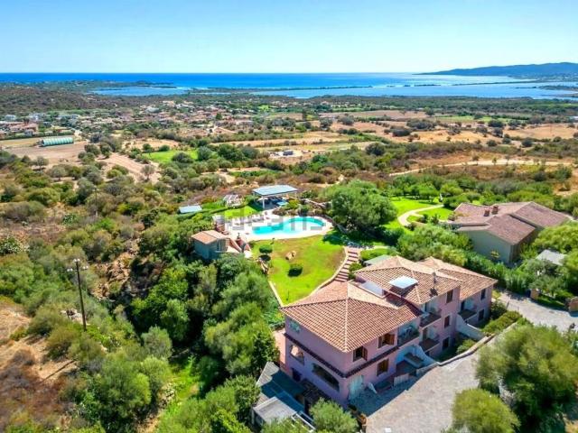 Villetta indipendente in vendita di 1000 m²