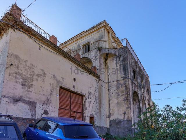 Villetta indipendente in vendita di 1000 m² in Via Nazionale Guardia, 38