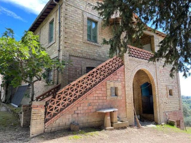 Villetta indipendente in vendita di 1000 m² in Via del Monte