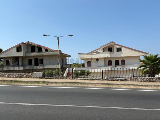 Villetta indipendente in vendita di 1000 m² in Via Garibaldi, 37
