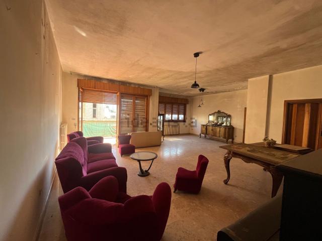Villetta indipendente in vendita di 1000 m² in Vico I Roma