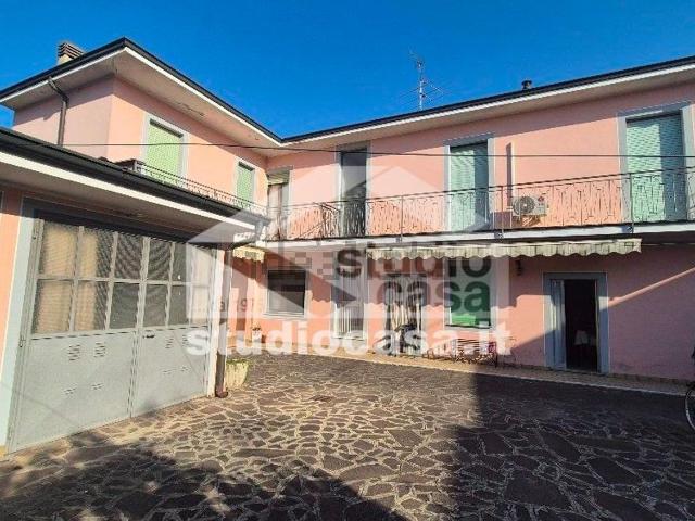 Villetta indipendente in vendita di 100 m²