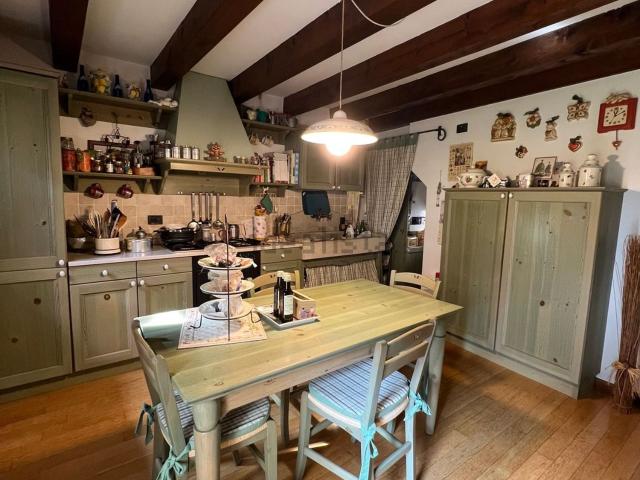 Villetta indipendente in vendita di 100 m²