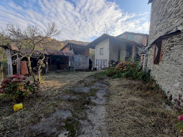Villetta indipendente in vendita di 100 m² in Via comba gambasca, 25