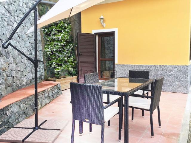 Villetta indipendente in vendita di 100 m² in Via Carlo Biestri