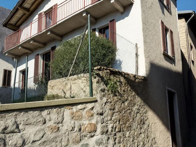 Villetta indipendente in vendita di 100 m² in Via A. Volta, 20
