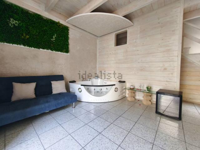 Villetta indipendente in vendita di 100 m² in Via A. Castriota, 74