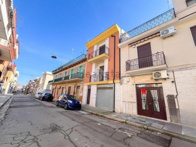 Villetta indipendente in vendita di 100 m² in Via Bari, 88