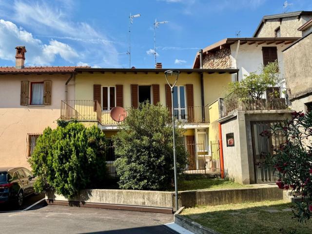 Villetta indipendente in vendita di 100 m² in Via Giuseppe Mazzini, 71