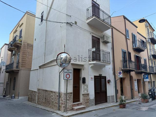 Villetta indipendente in vendita di 100 m² in Via Guglielmo Marconi