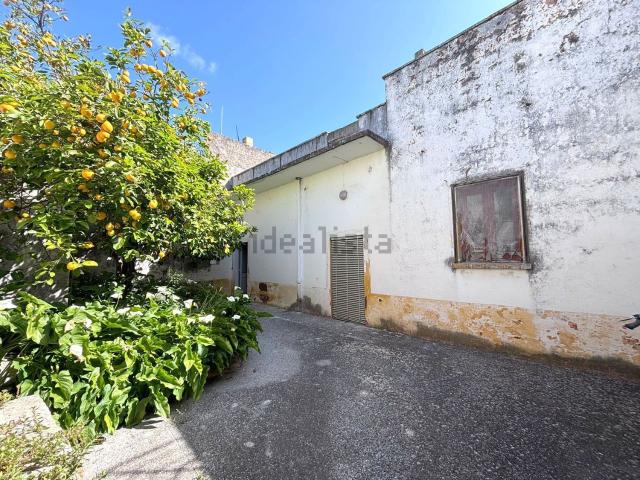 Villetta indipendente in vendita di 100 m² in Via Guglielmo Oberdan