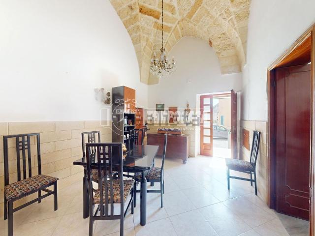 Villetta indipendente in vendita di 100 m² in Via d&apos Afflitto, 23